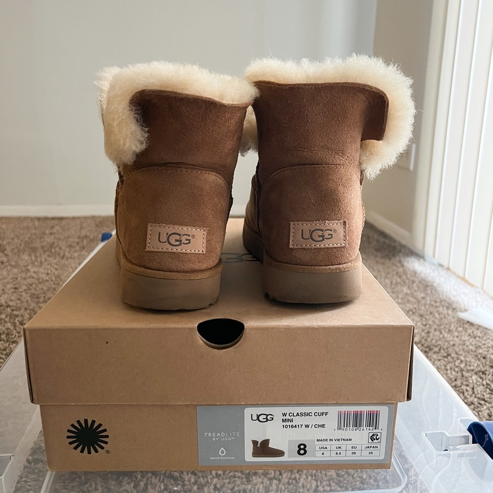Ugg Classic Cuff Minis